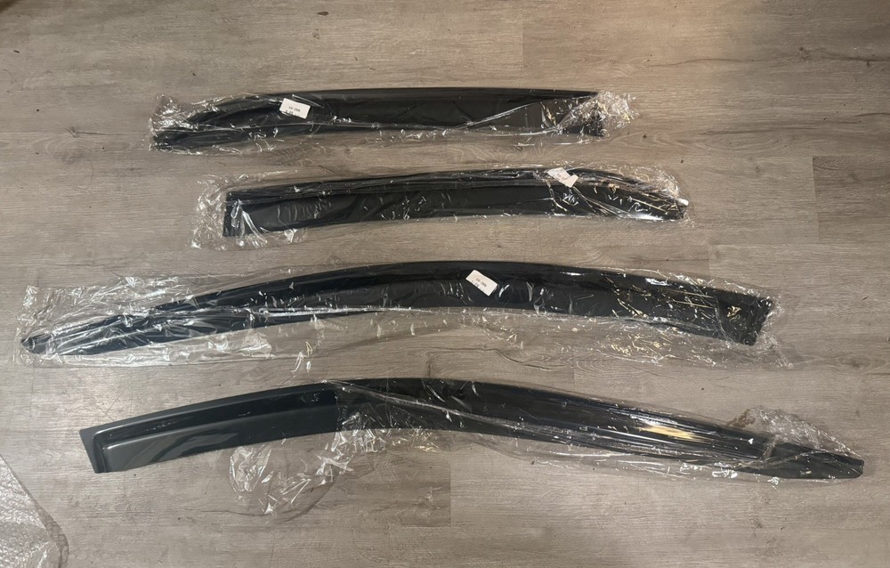 YQAUTEC Rain Guards for 2018-2024 Toyota Camry – Out-Channel Visors