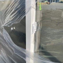 Z@ JELD-WEN Sliding Window w/ Screen 60”x48” VSH-7085V (New)