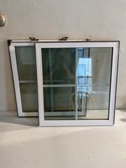 Window World Vinyl Double Hung Replacement Windows Grid Tinted Light Oak 24×50?