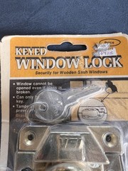 Loxem Keyed Window Lock – Lot of 24 new in package