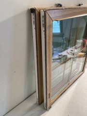 Window World Vinyl Double Hung Replacement Windows Grid Tinted Light Oak 24×50?