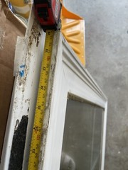 28 x 36 Picture Window White SAFETY / TEMPERED GLASS Pre Owned