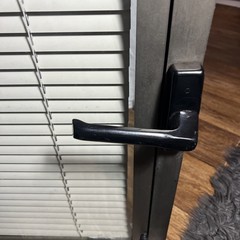 Euro Aluminum casement Windows, magnetic blinds, tempered glass, 24x36x3 1/2