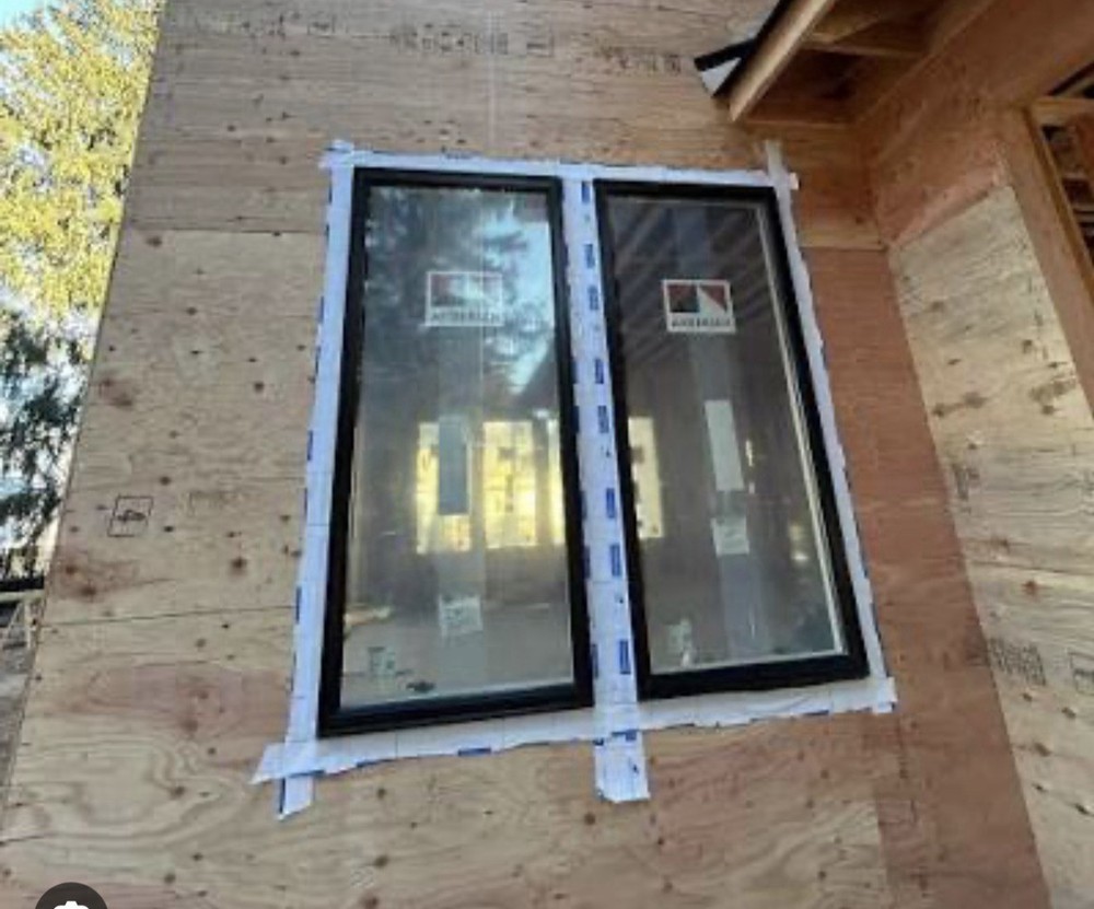 Andersen 400 Series Right-Hand Casement Window 28 3/8 x 48 Black Low-E
