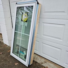 NEW: Nice Wood Home CASEMENT WINDOW w/ Aluminum Cladding & Grids 28″x56″