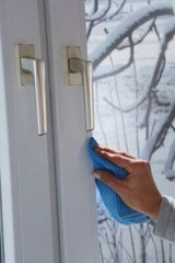 tesa Thermocover Insulating Film window Cover, Choice of size – Transparent
