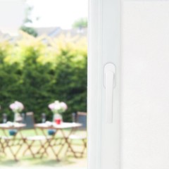 Durable White Inner Window Handle with Anti Slip Grip for Residential Use