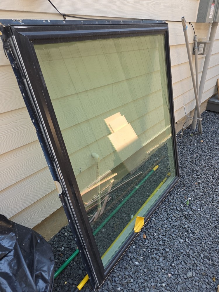 Sierra PACIFIC Low-e WINDOW 4ft*4ft with custom Hunter Douglas motorized blind
