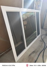 White Vinyl Sliding Window Double-Pane Insulating Glass with Insect Screen