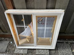 3’ x 3’ Sliding Window