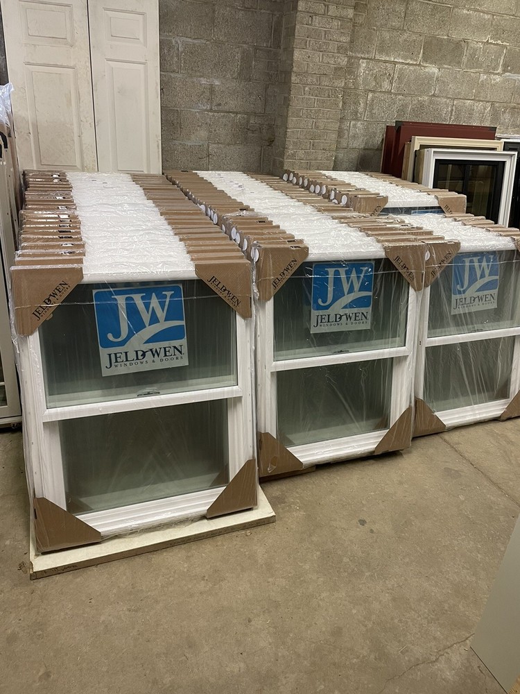 Qty Of 5 Jeld Wen Vinyl Single Hung Energy Efficient Window 30” X 38” No Screen