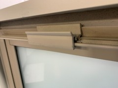 Window, Heavy Aluminum, 32″ x 20″ x 5″ Thick, Horizontal – Vertical installation