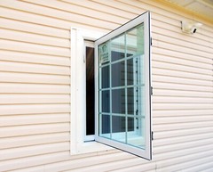 48″ X 36″ AMERICAN CRAFTSMAN BY PLAY GEM CASEMENT WINDOW