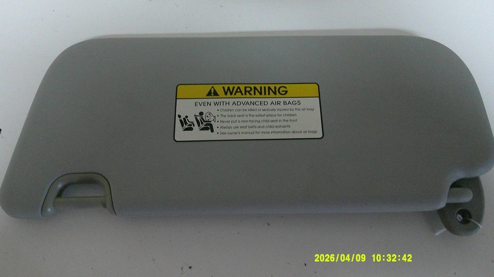 14-19 Kia Soul Right Passenger Side Sun Visor Gray