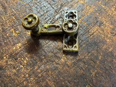 Ornate Cast Brass Victorian Window Sash Lock . Old Window Hardware 1850’s