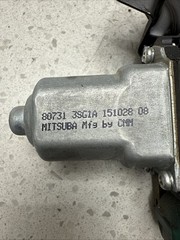 2015 Nissan Sentra Front Right Side Power Window Regulator with Motor