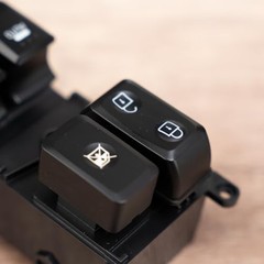 Kia Rio Power Window Master Switch – Left Driver Side 93570-1W157